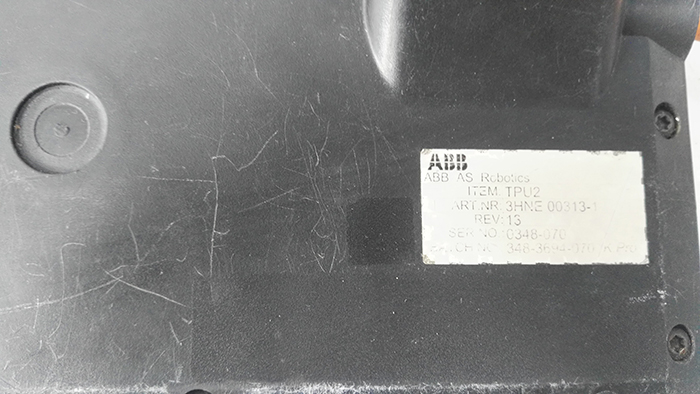 ABB 示教器 TPU2 01.jpg